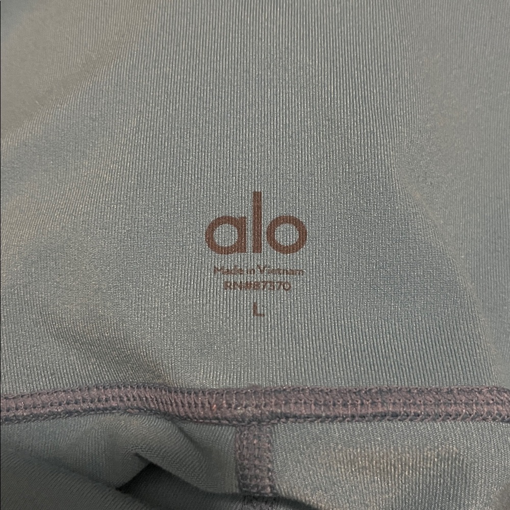 ALO YOGA leggings - Picture 4 of 4
